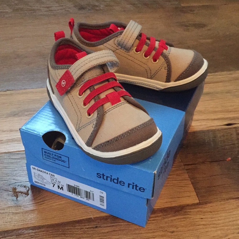 BRAND NEW Stride Rite toddler shoes